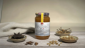 Miel d'Érable : Un Nectar Doré aux Douces Saveurs d'Automne BEE VENCE