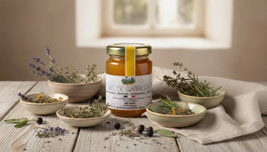 Miel de Garrigue : Le Parfum Ensoleillé de la Méditerranée BEE VENCE