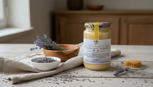 Miel de Lavande Fine : Un Nectar Rare au Parfum Authentique de Provence BEE VENCE